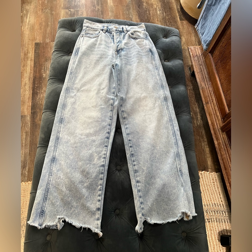 PacSun Baggy Wide Leg Raw Hem Jeans Size 25 Women’s